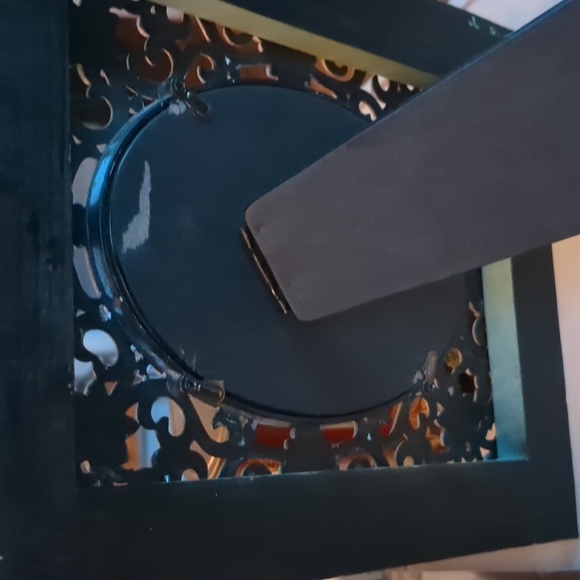 Pier1 Filagree Embellished Frame - Picture 6 of 8